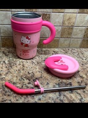Hello Kitty Insulated Tumbler. Stainless Steel Vacuum Mug.